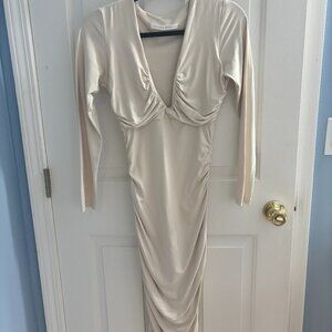Susana Monaco Cream Ruched Long Sleeve Midi Dress V-Neck Stretchy Size 8 Medium